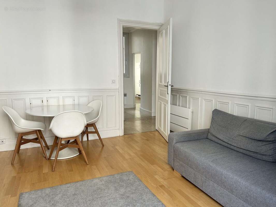 Appartement 61 m² à Reims  - photo 4