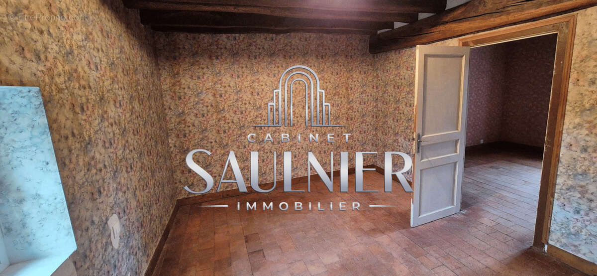 Maison à SAINT-LUBIN-EN-VERGONNOIS