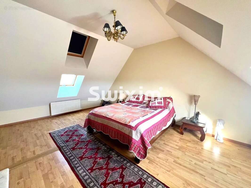 Maison à SAINT-GERMAIN-DU-BOIS