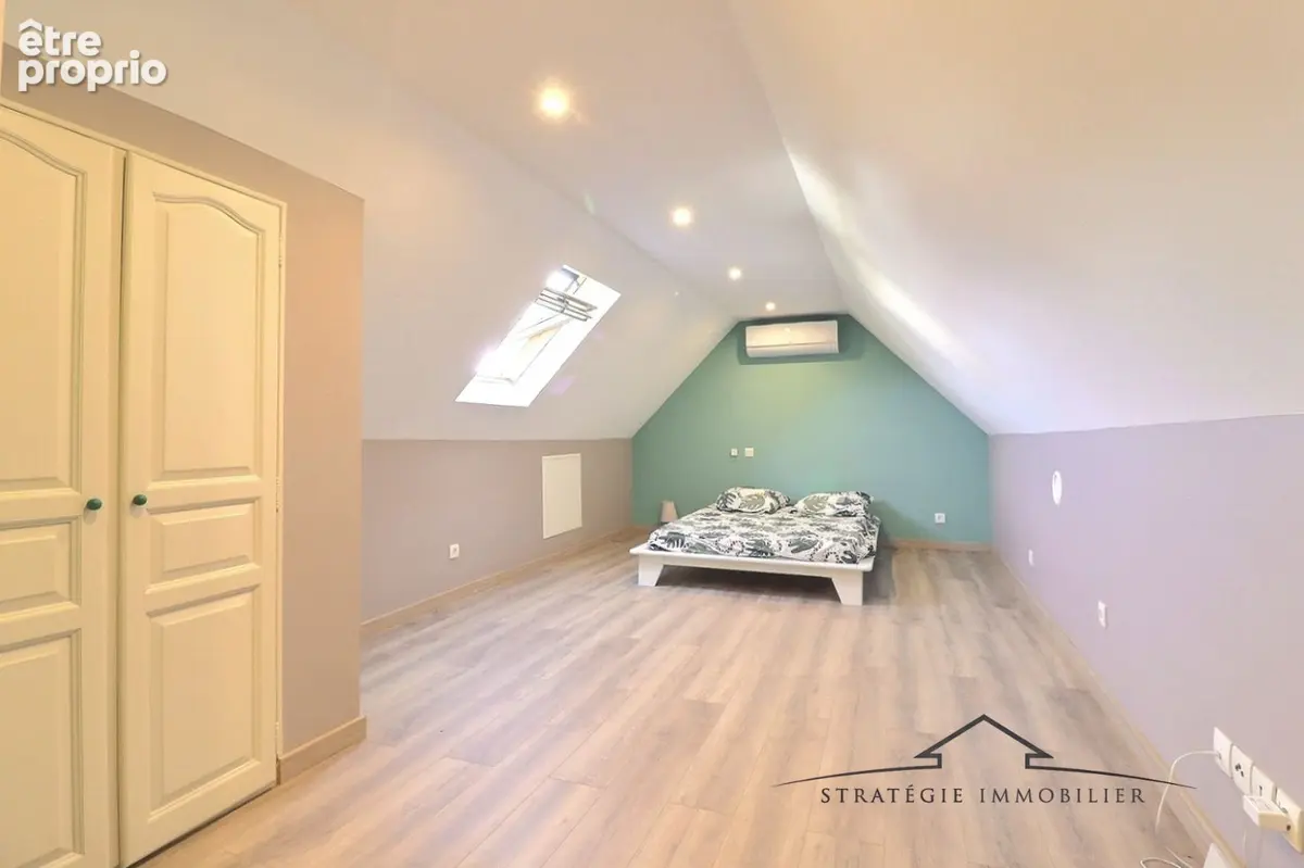 Buxy - Maison familiale avec piscine, 4 chambres et double garage - photo 9