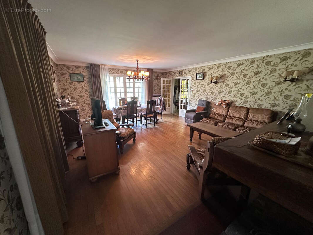 Maison à CAMPOURIEZ