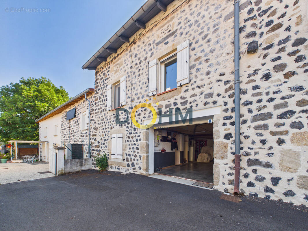 Maison à SAINT-GERMAIN-LAPRADE
