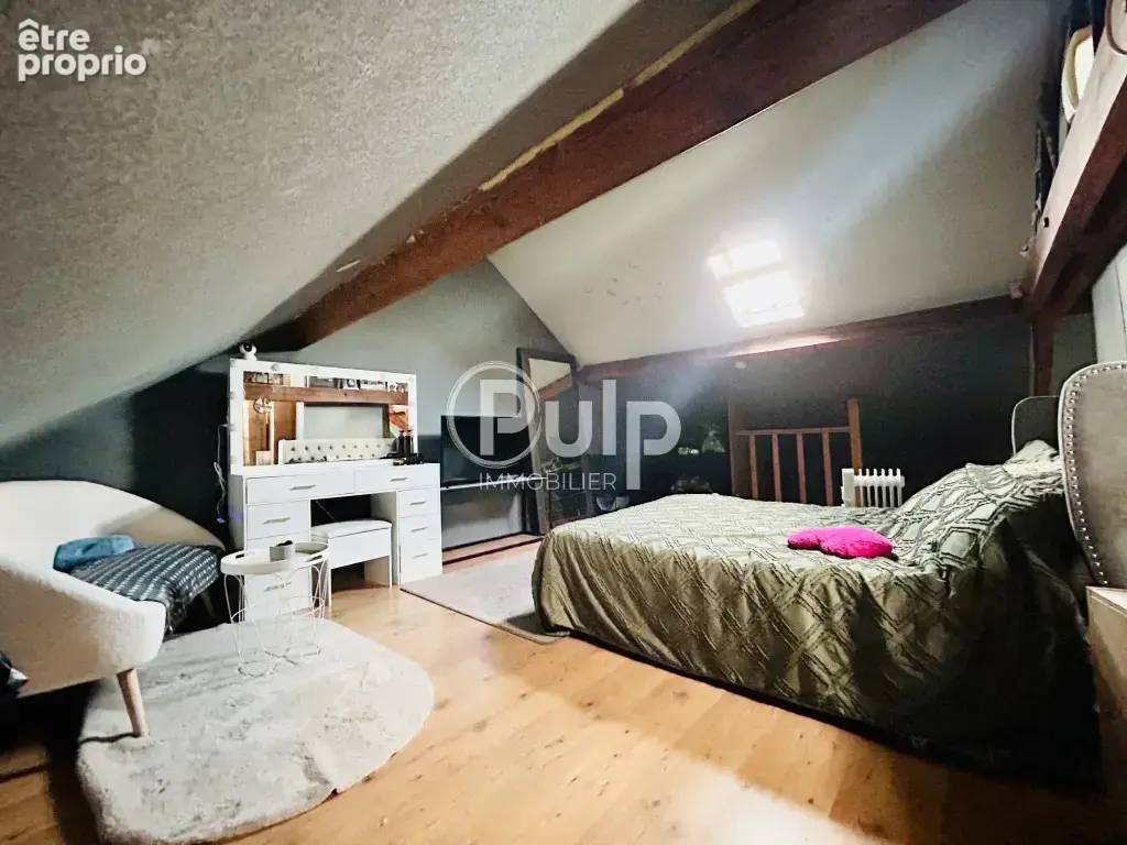 Maison 3 chambres - Beaux volumes - Fort potentiel - photo 7