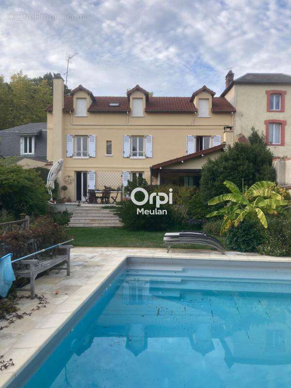 Maison à HARDRICOURT