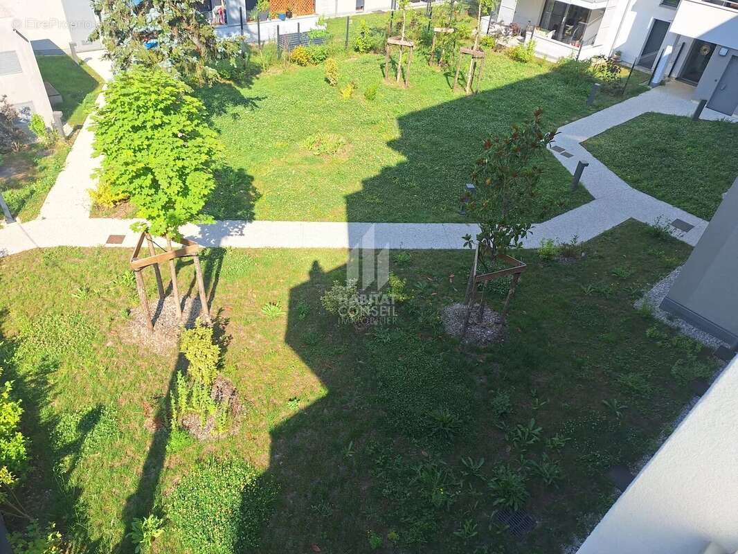 Appartement à CORENC