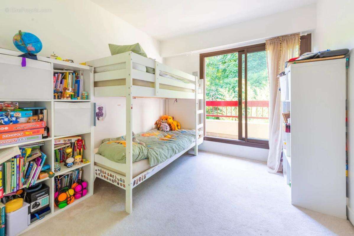 Appartement duplex de 4 pièces de 98 m² à Ville-d'Avray - photo 9
