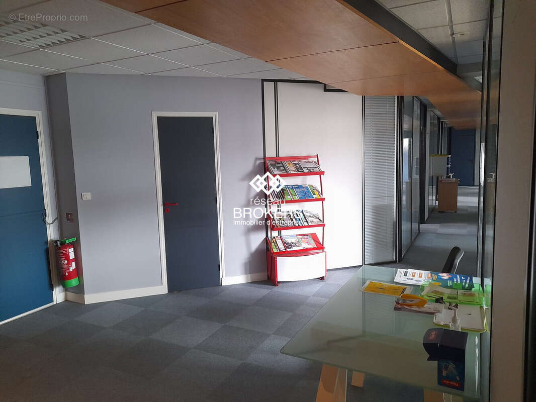 Commerce 422 m² à Orleans  - photo 8