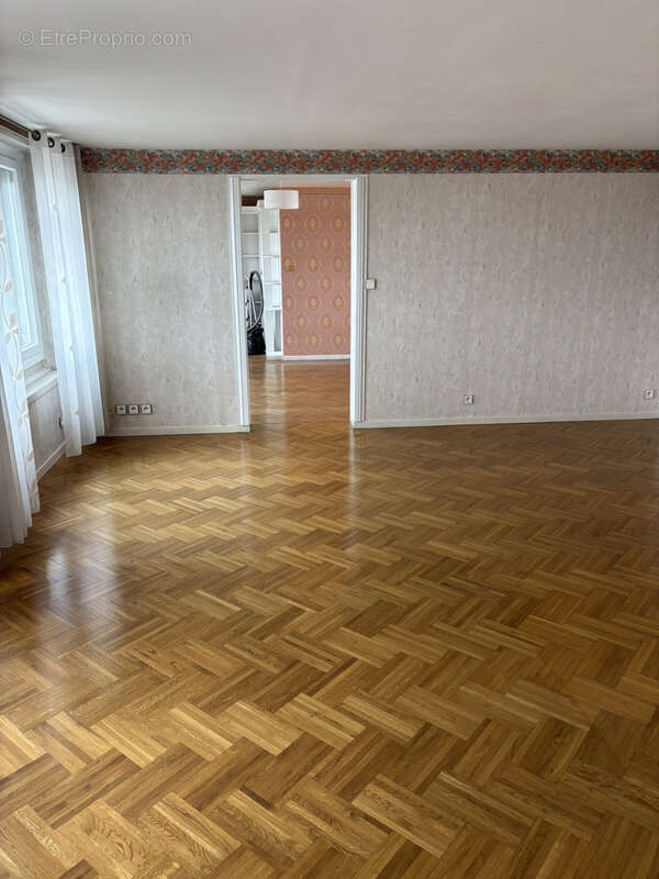 Appartement à VALENCIENNES