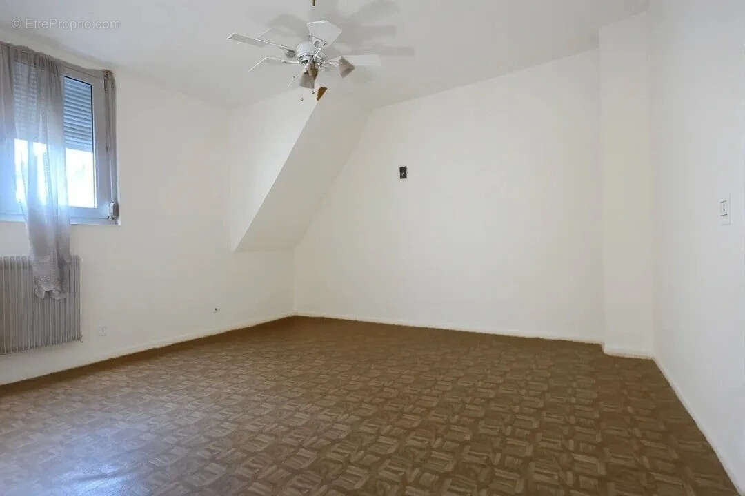 Maison à LOOS-EN-GOHELLE