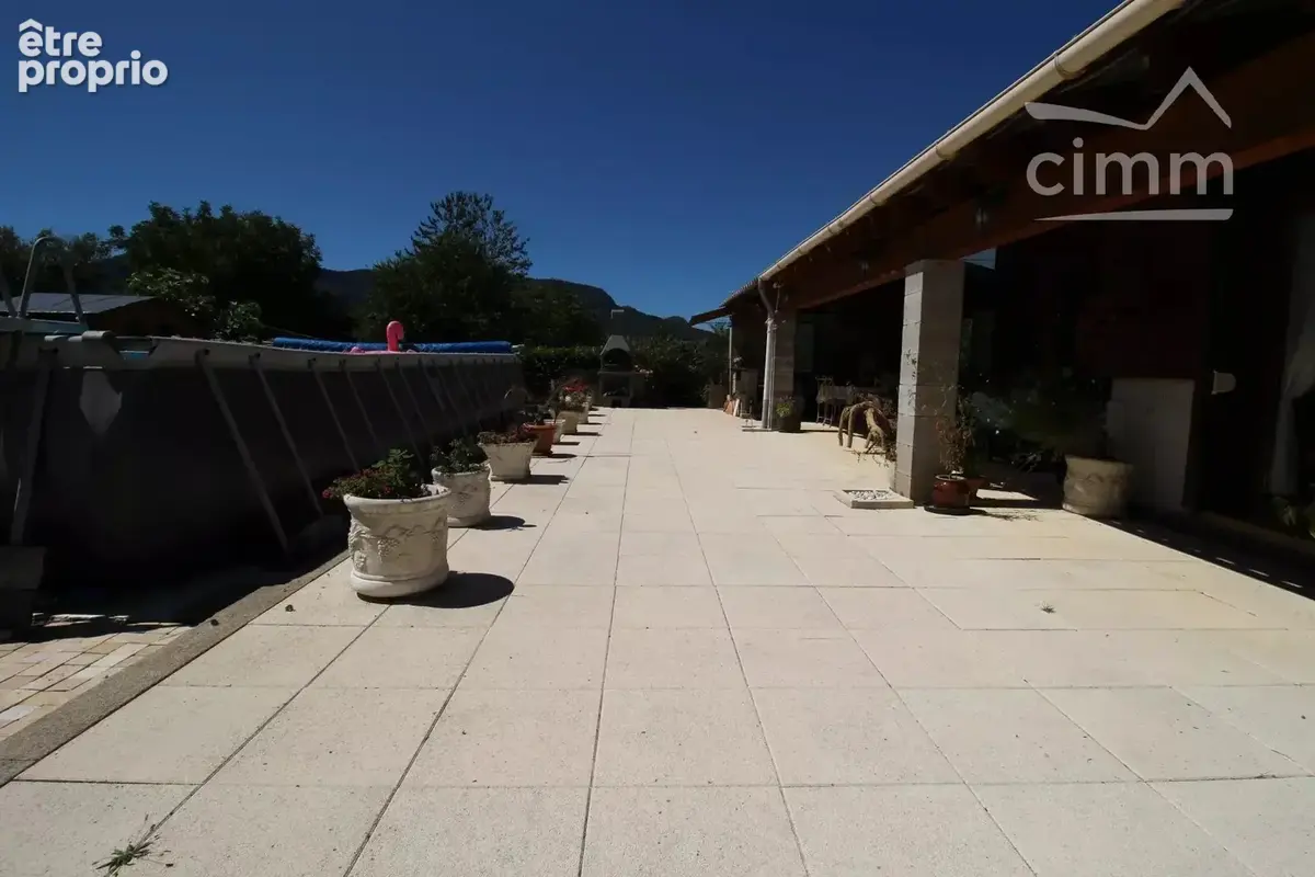 A vendre une propriété d'exception avec des gites sur un grand terrain - photo 47