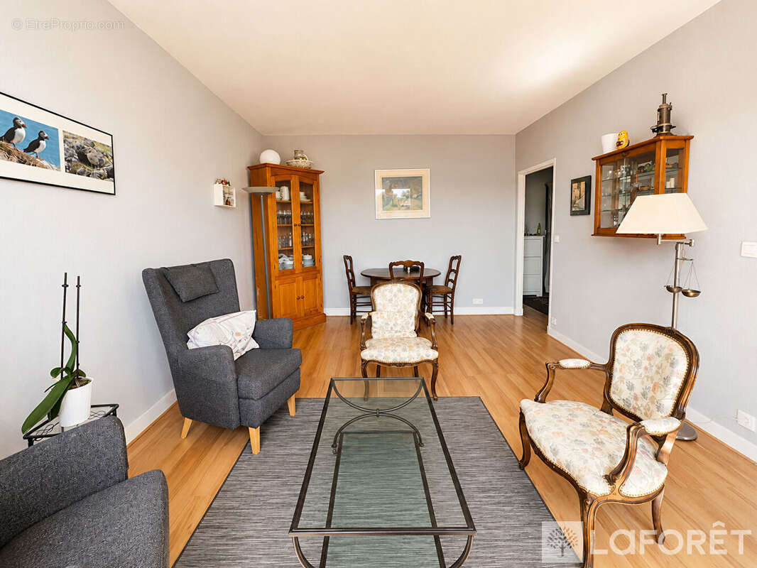 Appartement Sevres 4 pièce(s) 82 m2 - photo 2