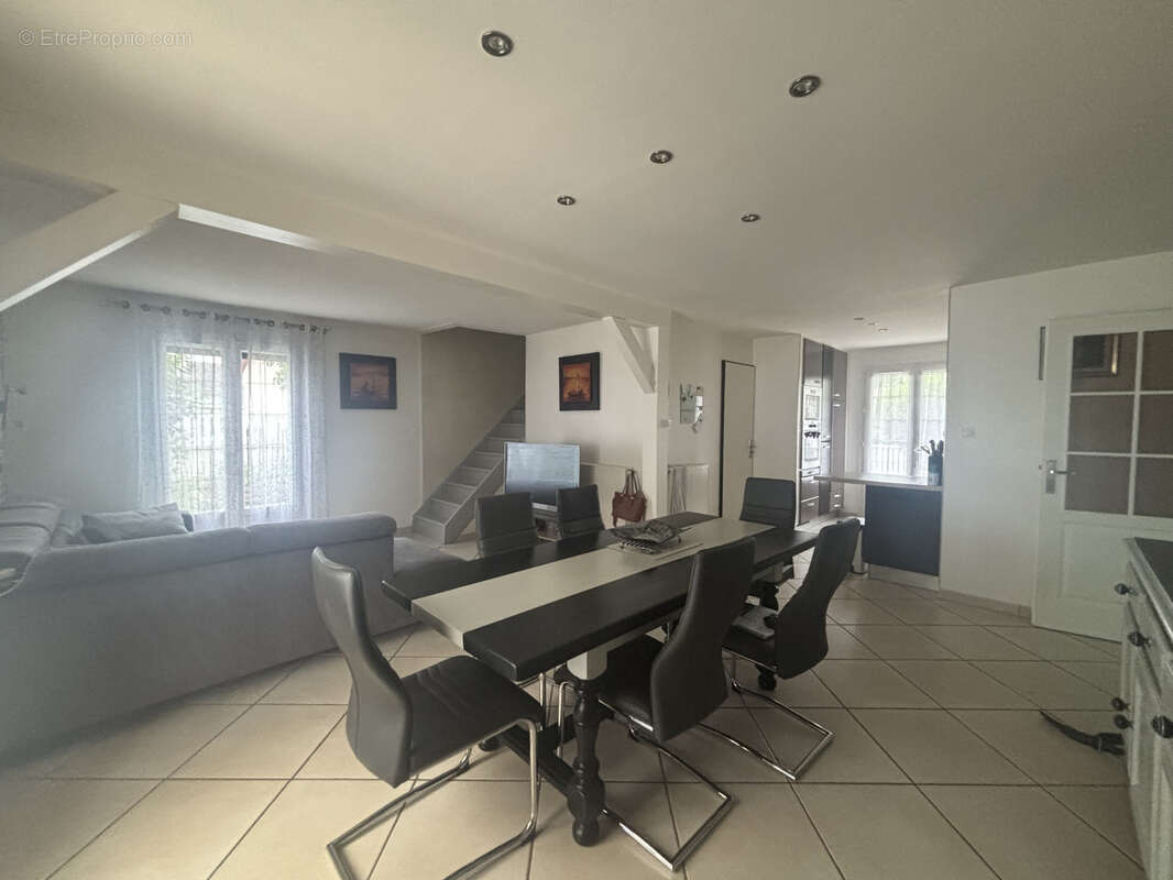 Maison à CHATILLON-SUR-SEINE