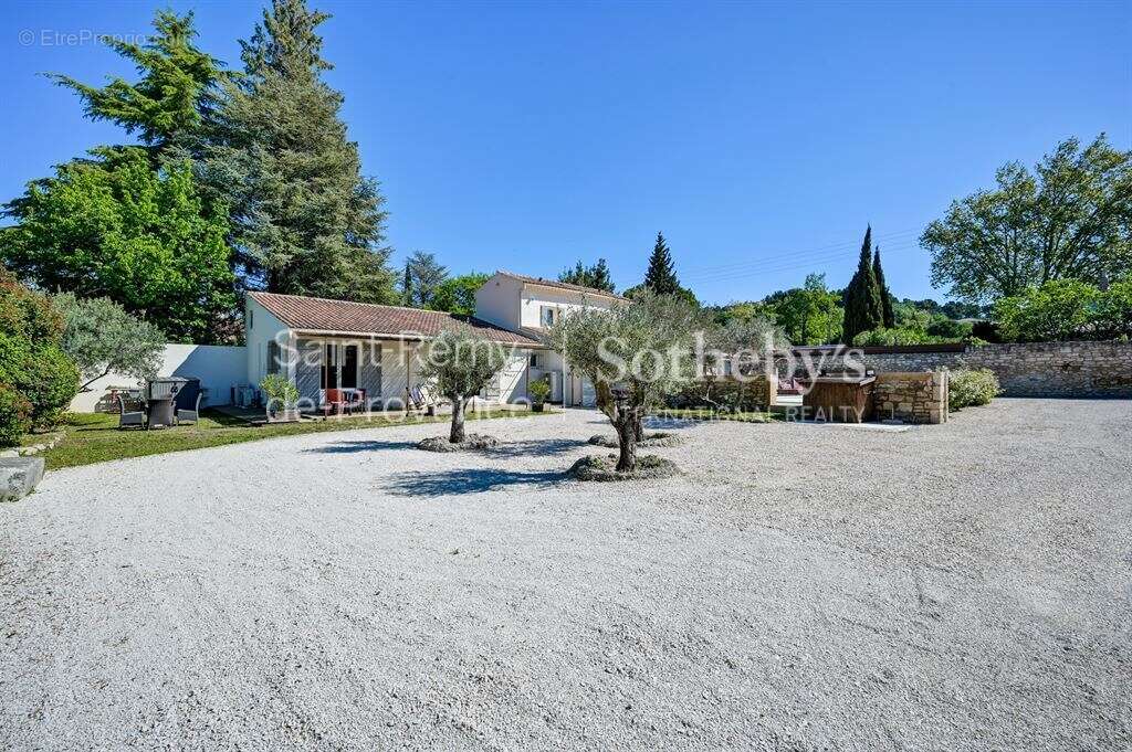 Maison à SAINT-REMY-DE-PROVENCE
