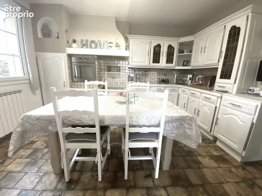 Maison 7 pièces 172 m² à vendre à Montelimar (26200) - photo 3