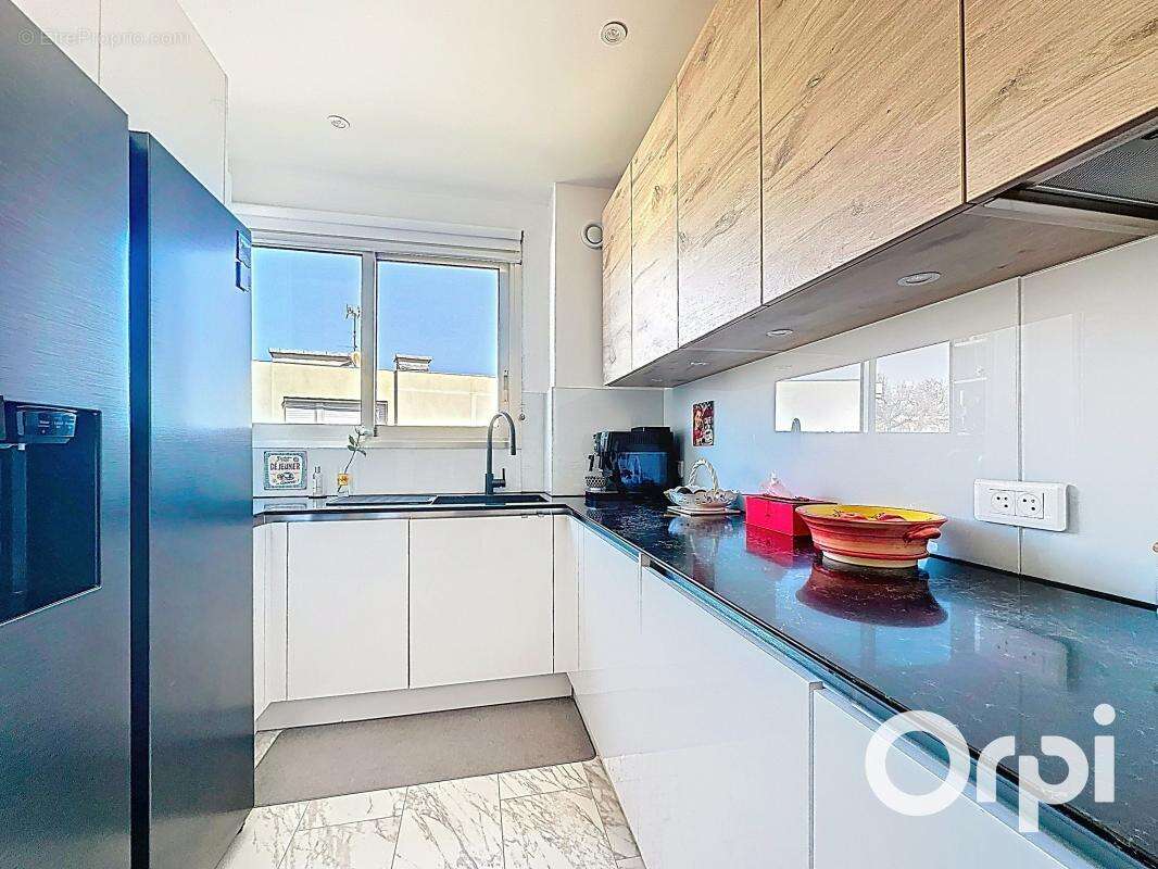 Appartement à VILLENEUVE-LOUBET