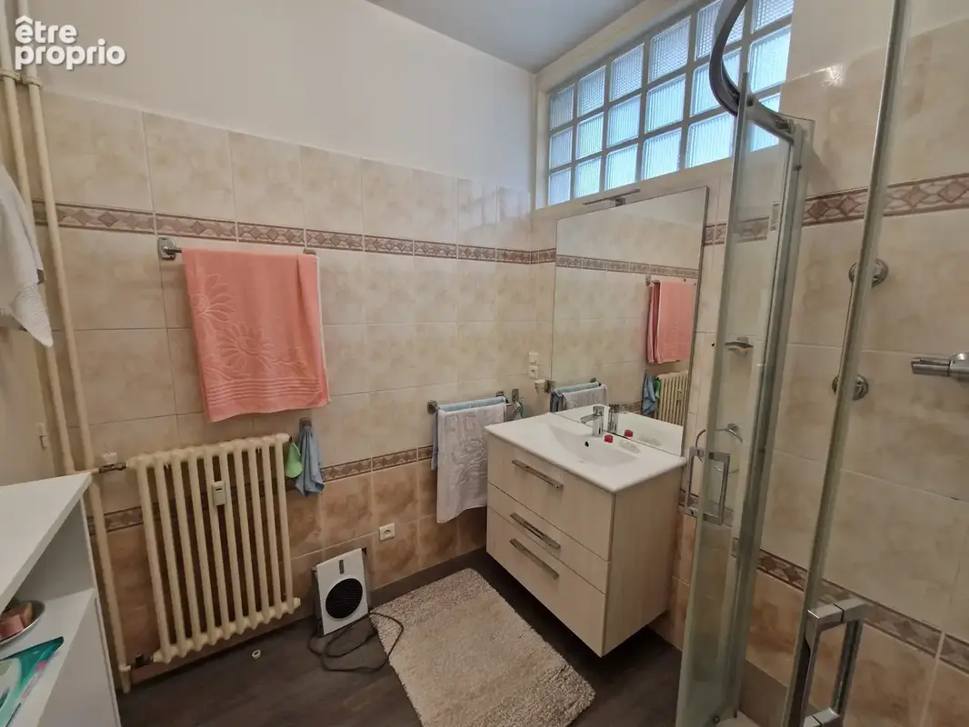 Centre ville appartement avec stationnement - photo 7