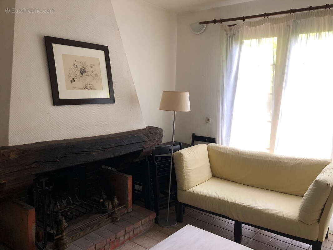 Appartement à SAMOIS-SUR-SEINE