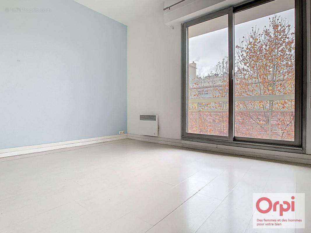 Appartement à ISSY-LES-MOULINEAUX