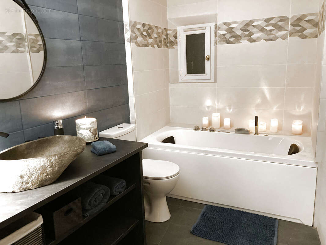 Maison à ROQUEFORT-LES-PINS