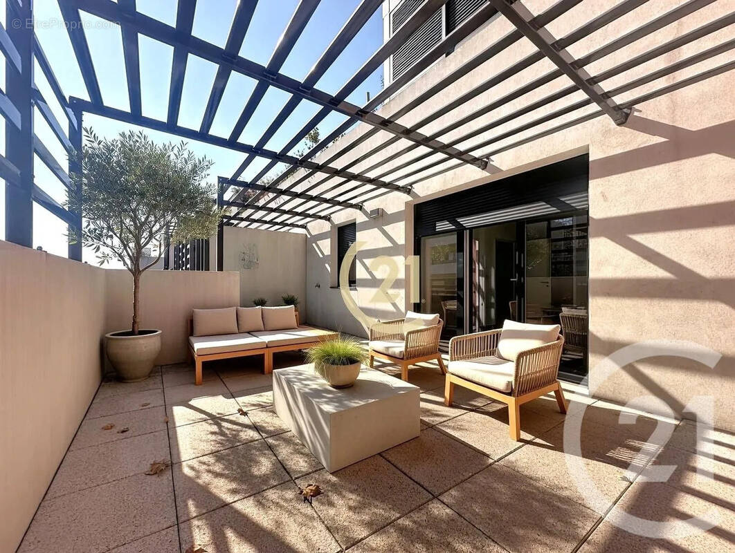 Appartement à SAINT-JEAN-DE-VEDAS