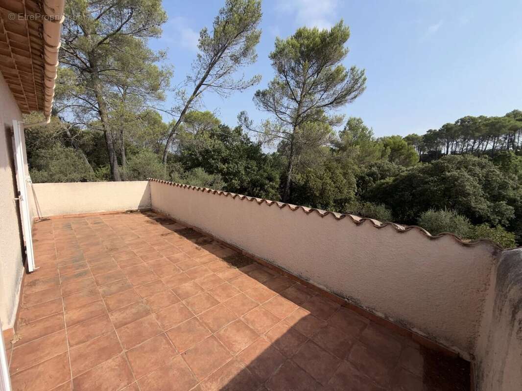 Maison - 10 minutes de cotignac - photo 11