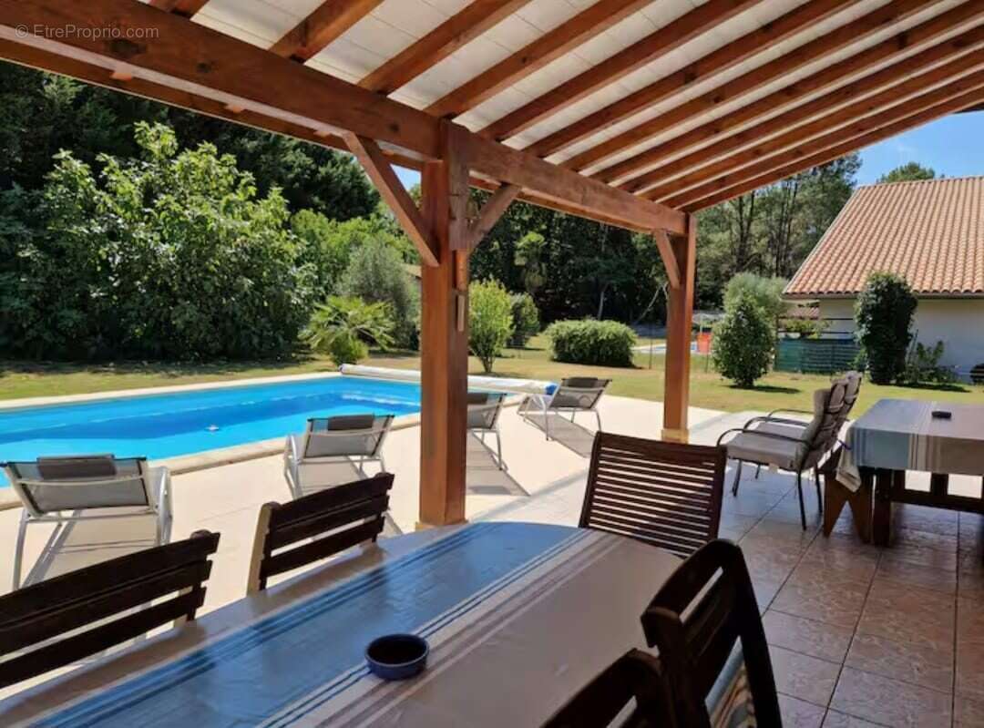 Maison 170 m² à Leon  - photo 4