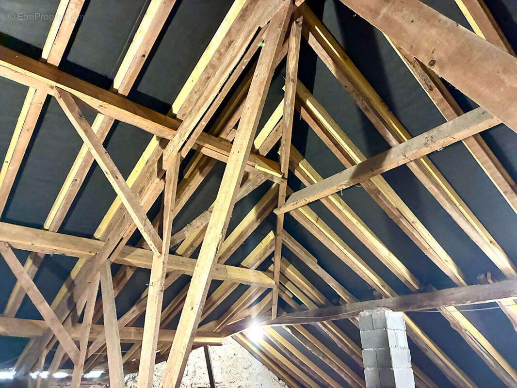 Maison à SAINTE-LIVRADE-SUR-LOT