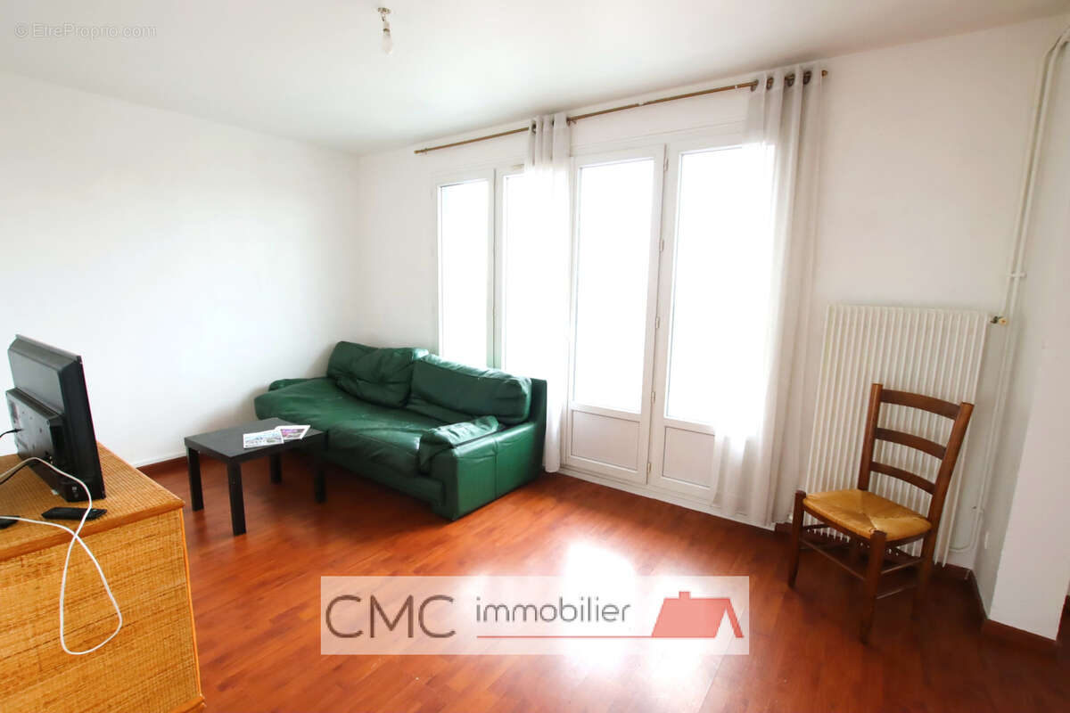 Appartement à LUCE