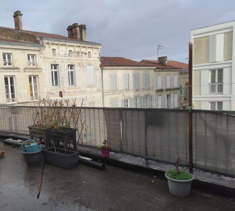 Appartement à SAINT-JEAN-D&#039;ANGELY