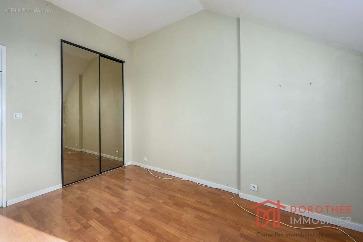 Appartement 59 m² à Marolles-En-Brie  - photo 9