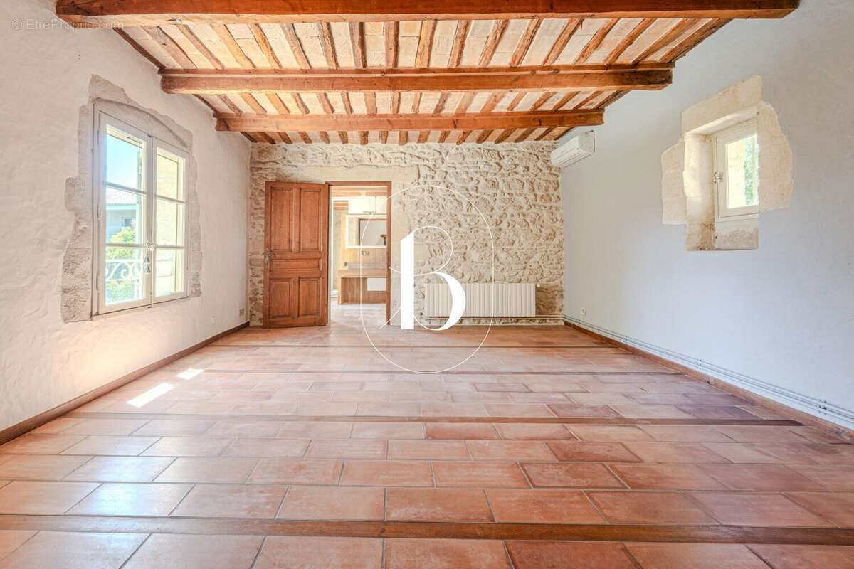 Maison à UZES
