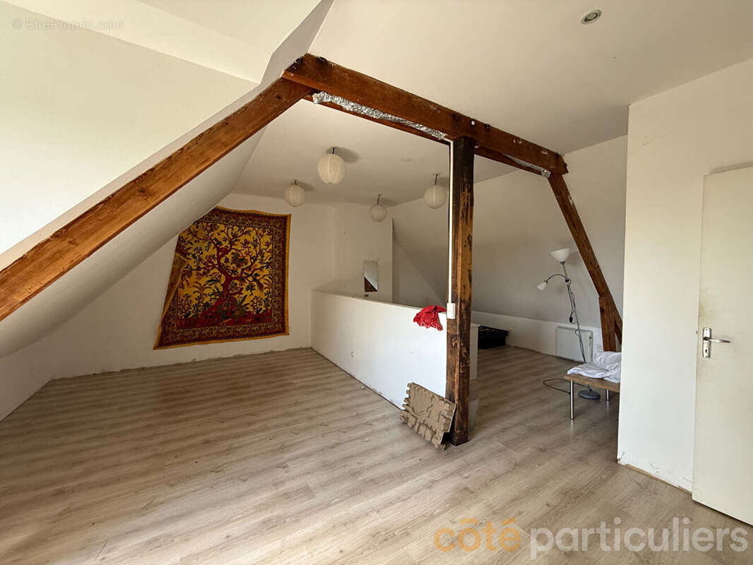 Maison à SAINT-AMAND-MONTROND