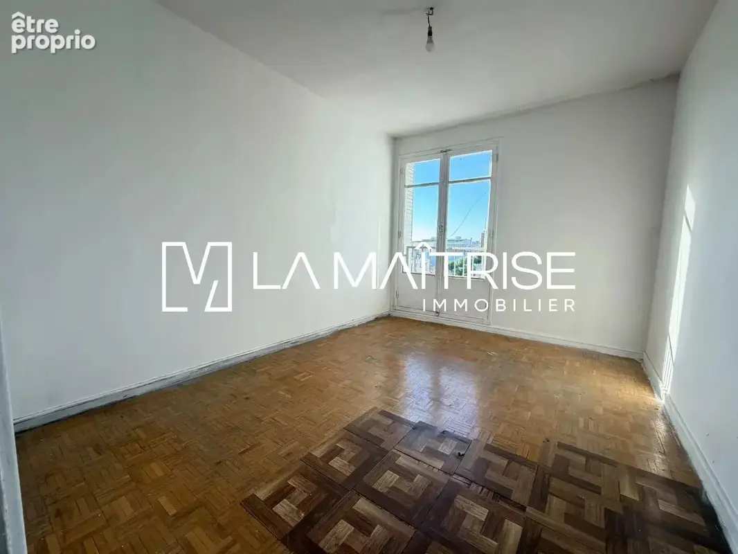 Appartement 3 pièces 77 m² à vendre à Marseille-5e (13005) - photo 5