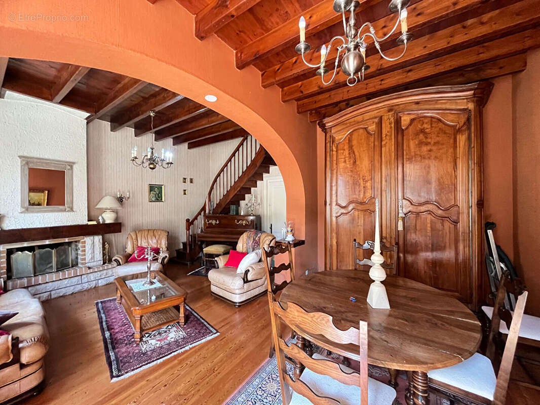 Maison à IZON