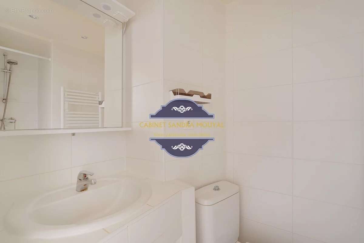 Appartement à PARIS-3E