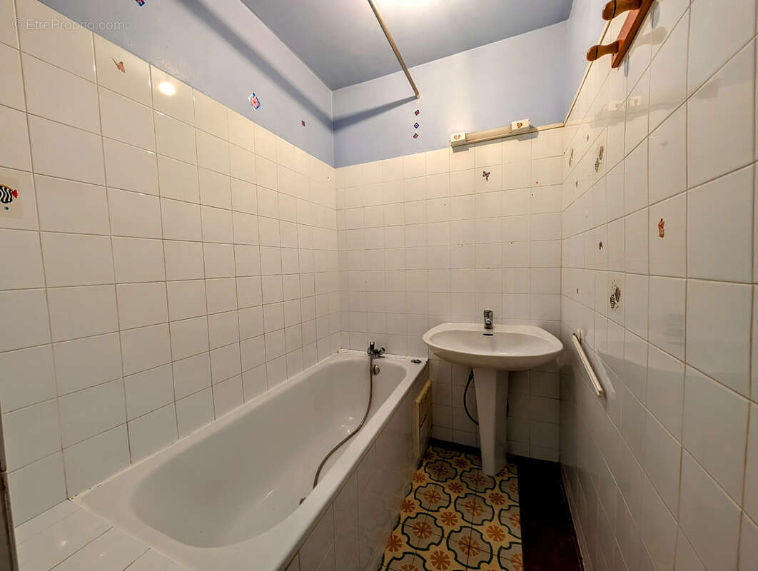 Maison à VILLEVEYRAC