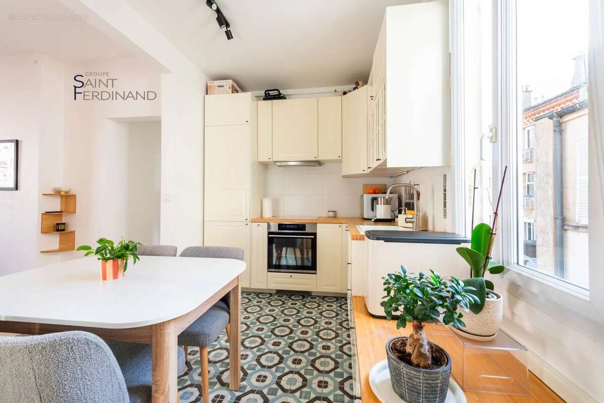 Appartement à BOULOGNE-BILLANCOURT