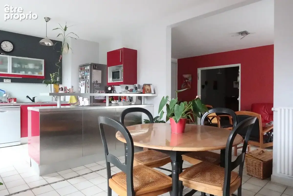 Appartement à SAINT-ETIENNE