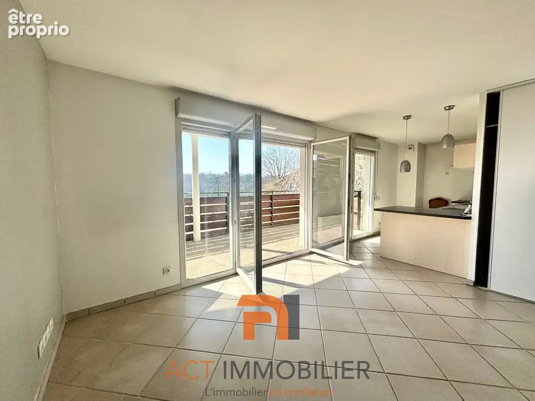 L'arbresle magnifique t4 76 m2, 2ème, ascenseur, séjour-cuisine 33 m2, 3ch, terrasse 17 m2, garage - photo 10