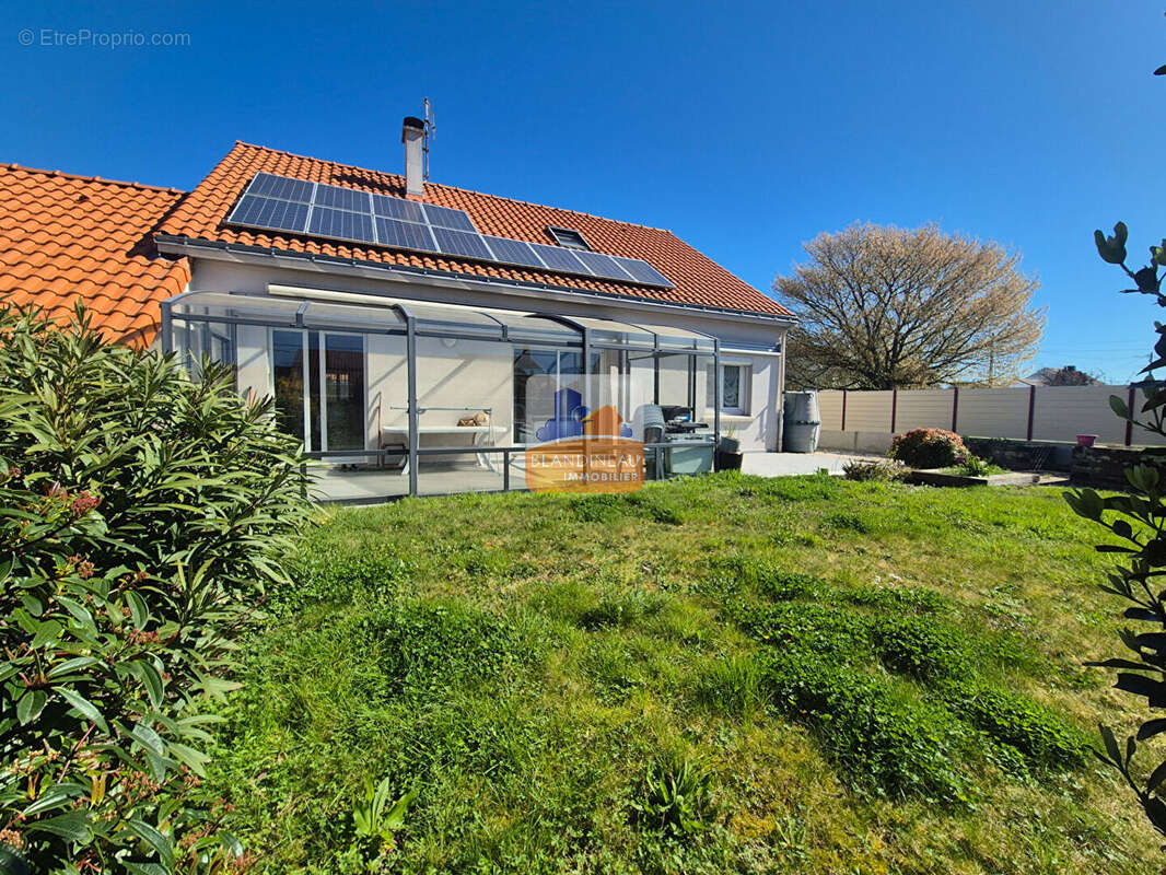 Limitrophe pont saint martin - reze - bouguenais, maison familiale 5 ch - 154 m² hab - 451 m² parcelle - garage - photo 2