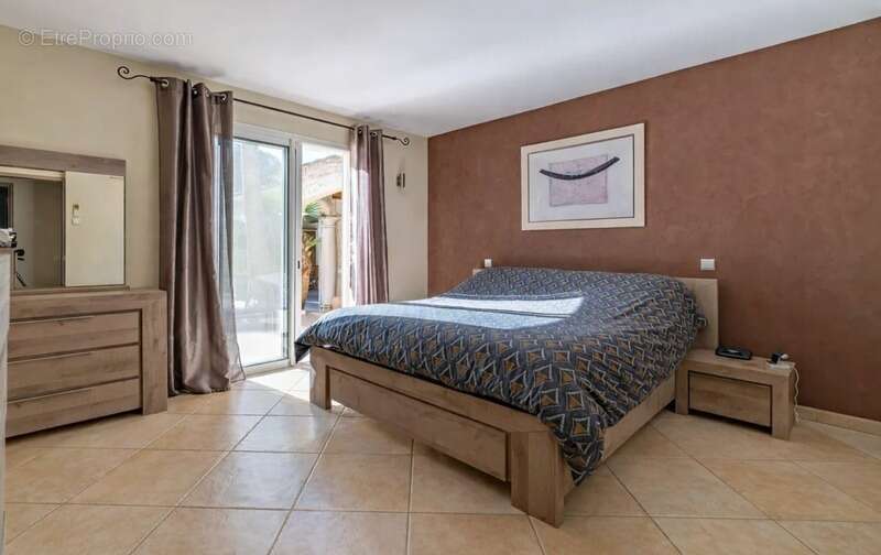 Maison à VIAS