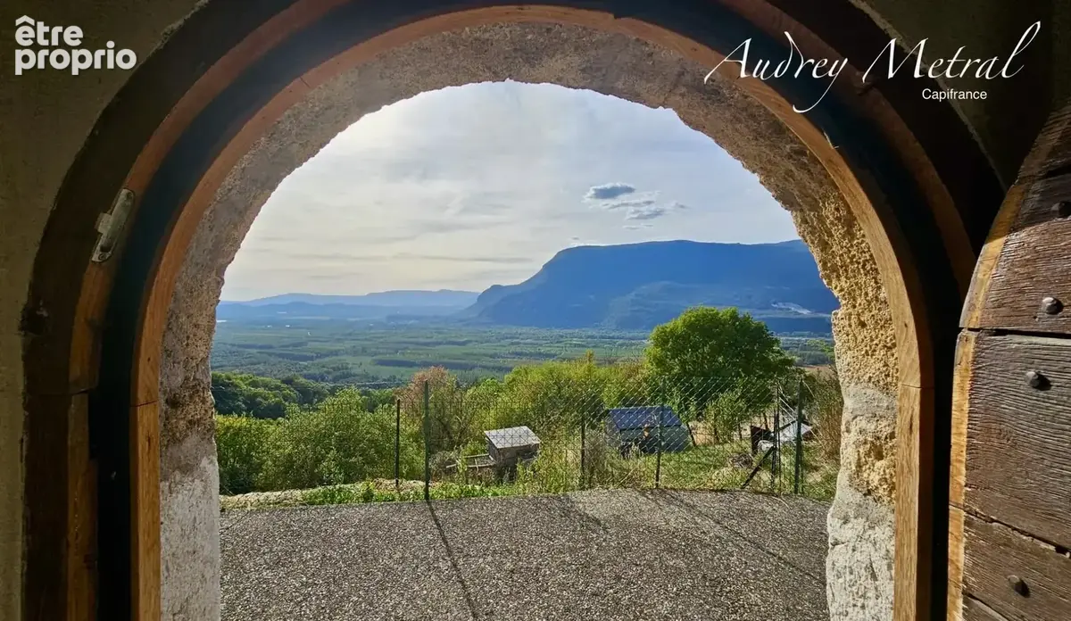 Maison en pierre à vendre à SERRIERES EN CHAUTAGNE (73) vue imprenable, 50 min de Genève et Annecy, 35 min d'Aix-les-Bains - photo 2