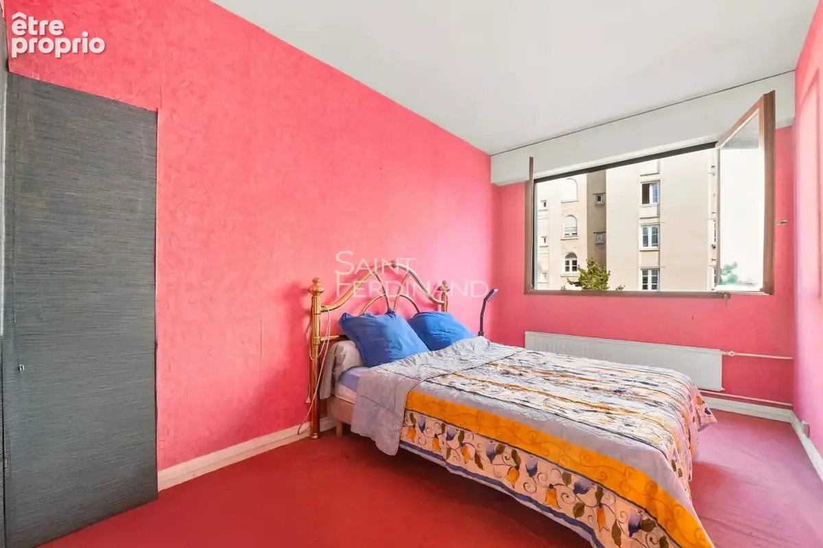 Paris 20ème Pelleport. Rue du Surmelin. 4 pièces 3 chambres Balcon et Parking inclus. Rare. - photo 4