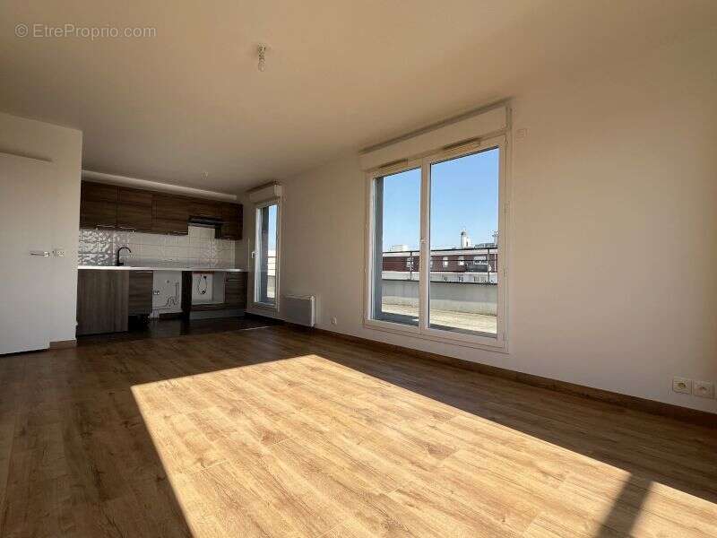 Appartement à QUINCY-SOUS-SENART