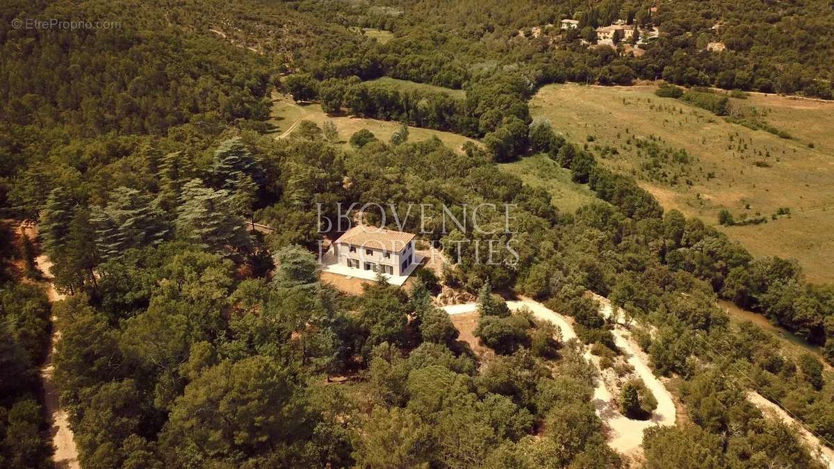 Maison à CHATEAUVERT