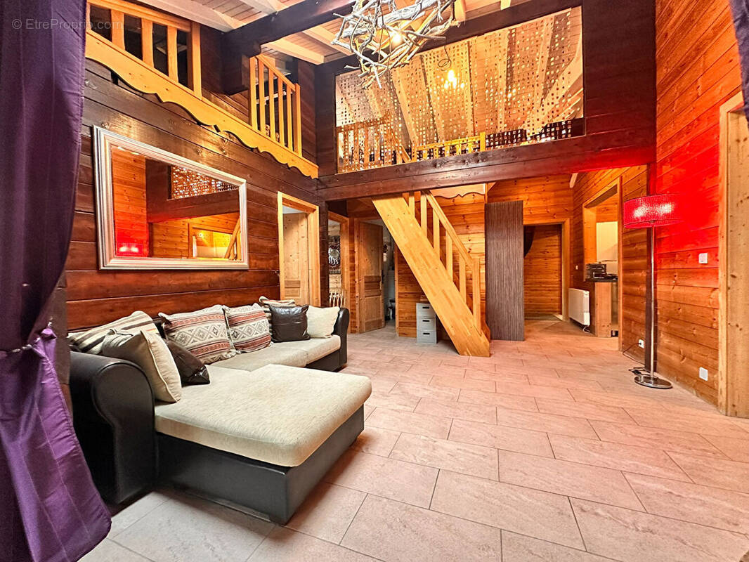 Maison à PERRIGNIER