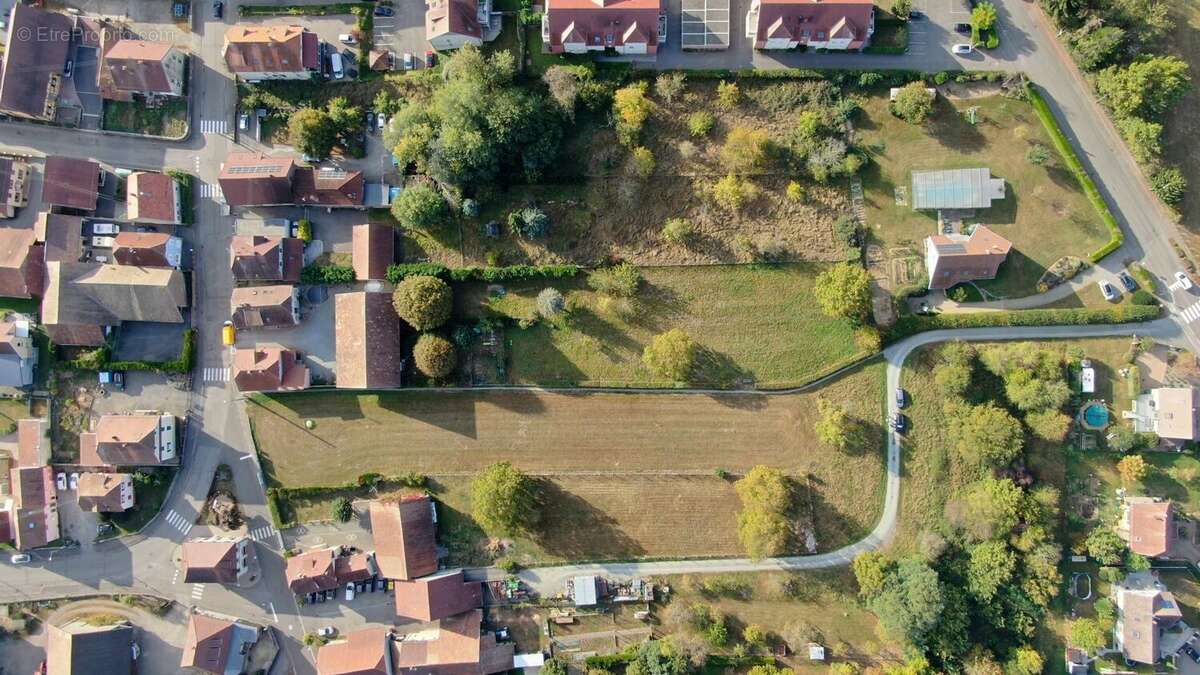 Terrain à BURNHAUPT-LE-BAS