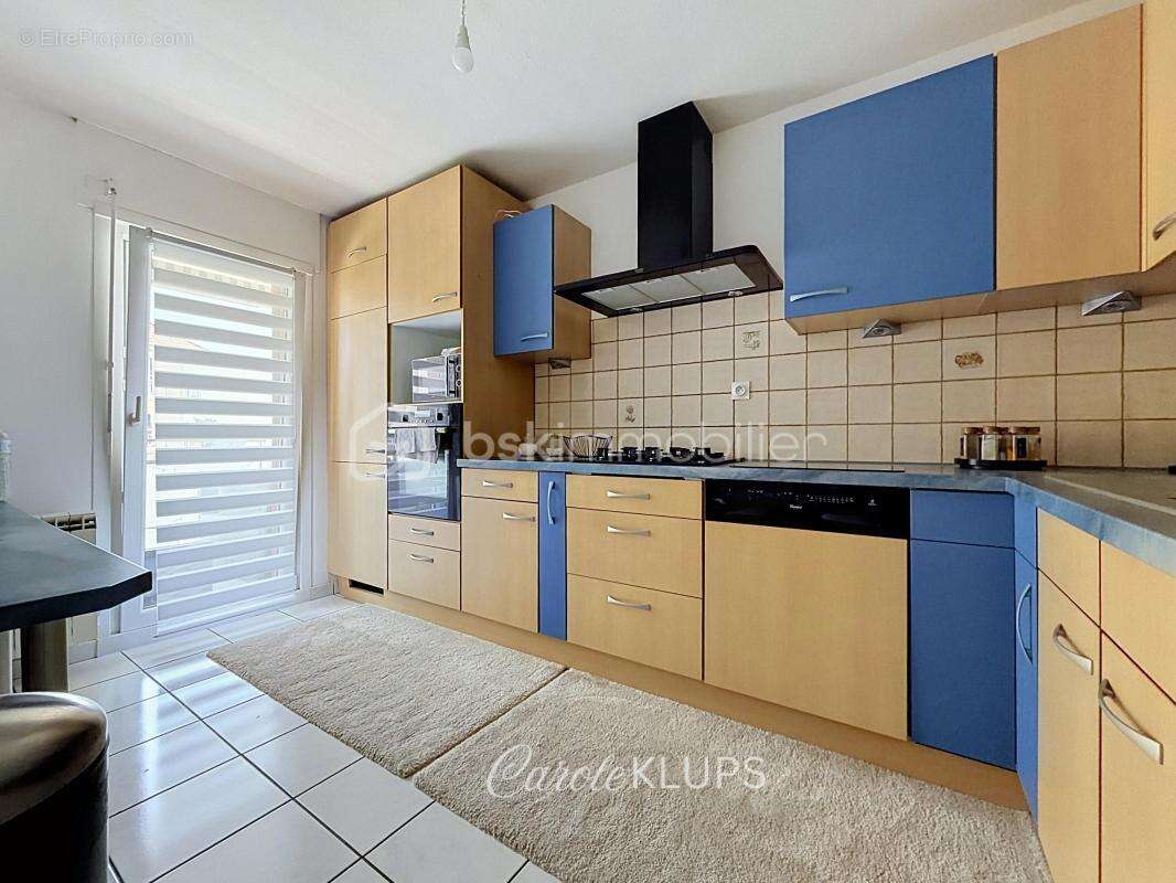 WITTENHEIM – Appartement 3 pièces de 75 m² avec ascenseur, cave et deux balcons - photo 9