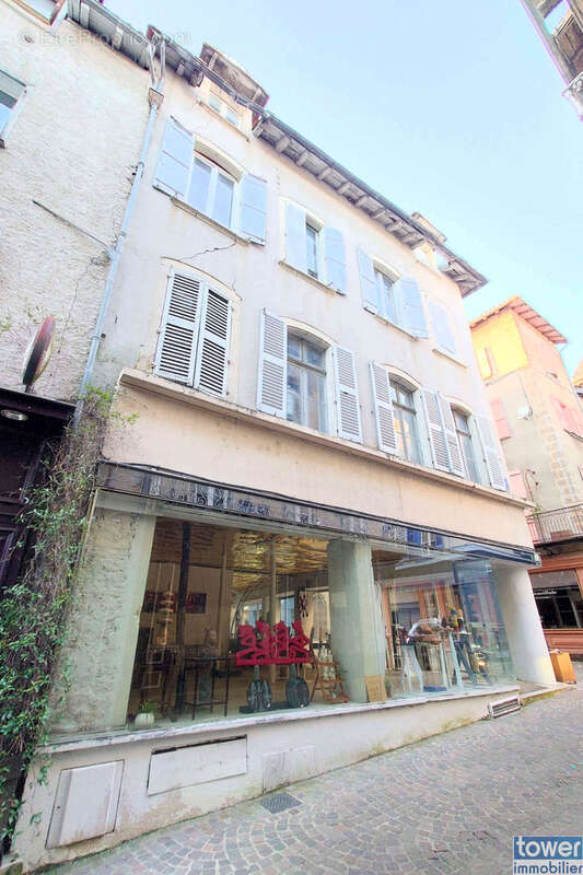 Maison à VILLEFRANCHE-DE-ROUERGUE