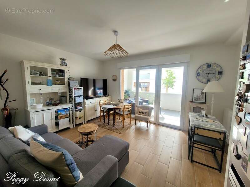 Appartement à vendre 3 pièces LA ROCHELLE (17) - 2 chambres, Terrasse, Place de parking privative - photo 9